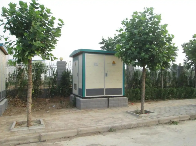 临县1000KVA欧式箱式变压器